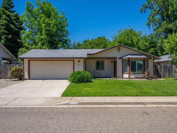 2720 Sandstone Dr, Anderson, CA 96007