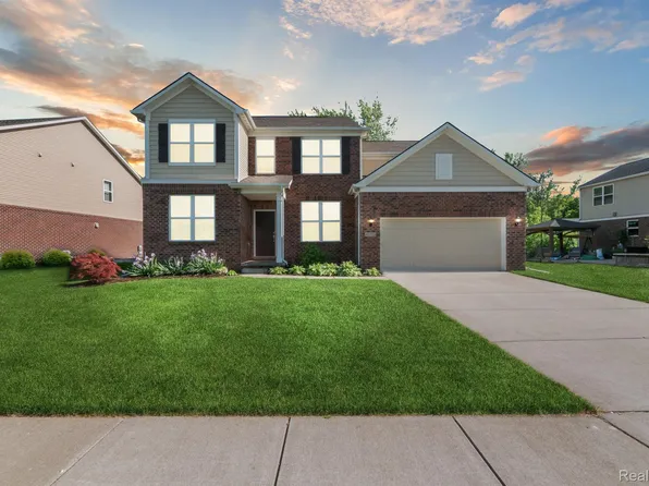 48303 Isabella Way, Novi, MI 48374