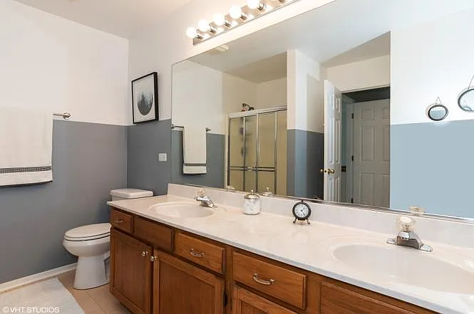 2331 Hamilton Pl — Photo 4