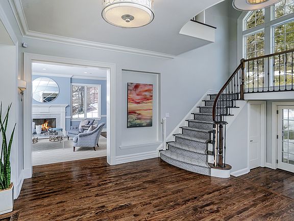 8 Puritan Woods Road