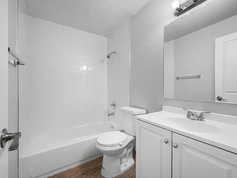 Park Villas — Photo 8