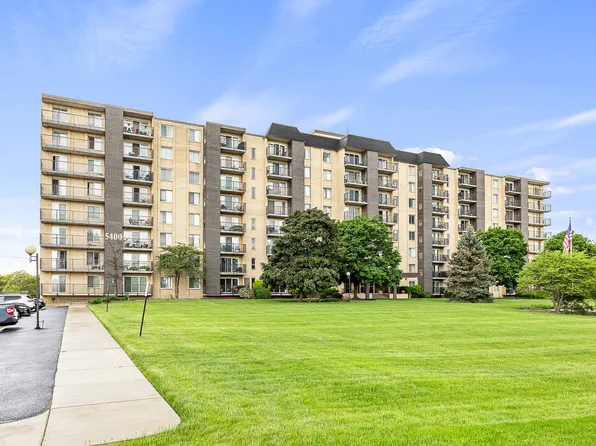 5400 Walnut Ave Unit 304, Downers Grove, IL 60515
