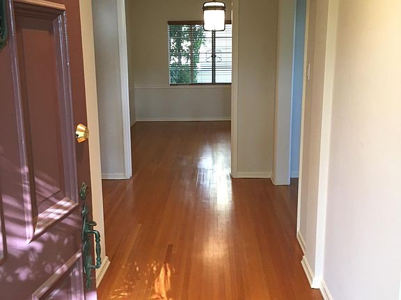 3rd image of 8419 Fountain Ave #C