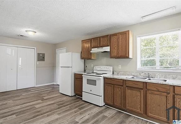 2nd image of 1716 Brizendine Dr