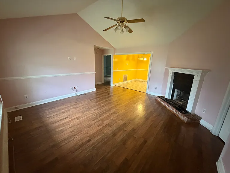222 Daly Dr — Photo 8