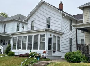 205 W 6th St, Muscatine, IA 52761