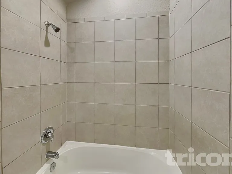 13542 Paxton Blvd — Photo 14