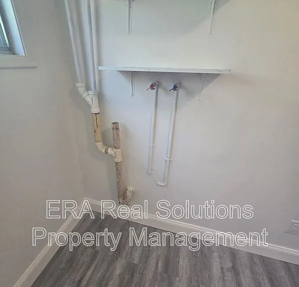 1265 Elderwood Ave — Photo 27