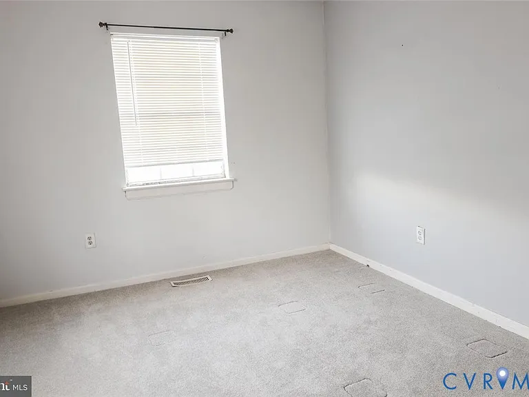 3221 Hunters Mill Dr — Photo 13