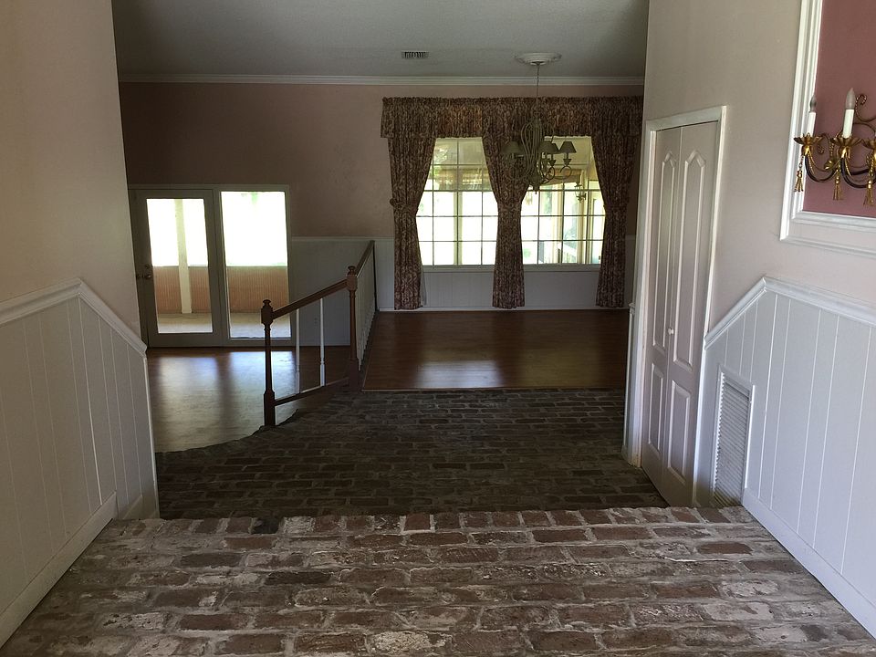 1st image of 3513 Nelson Pl