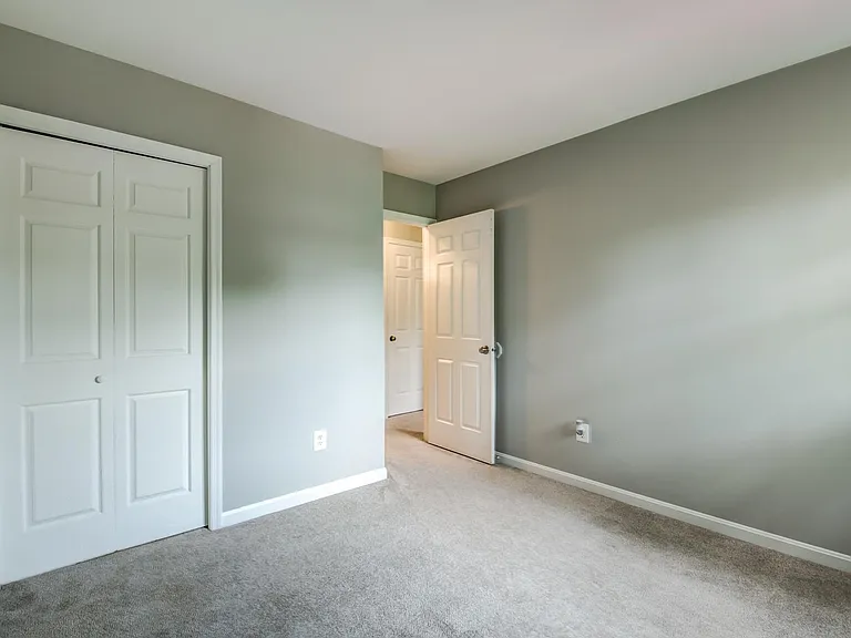 7112 Lake Cove Dr — Photo 39