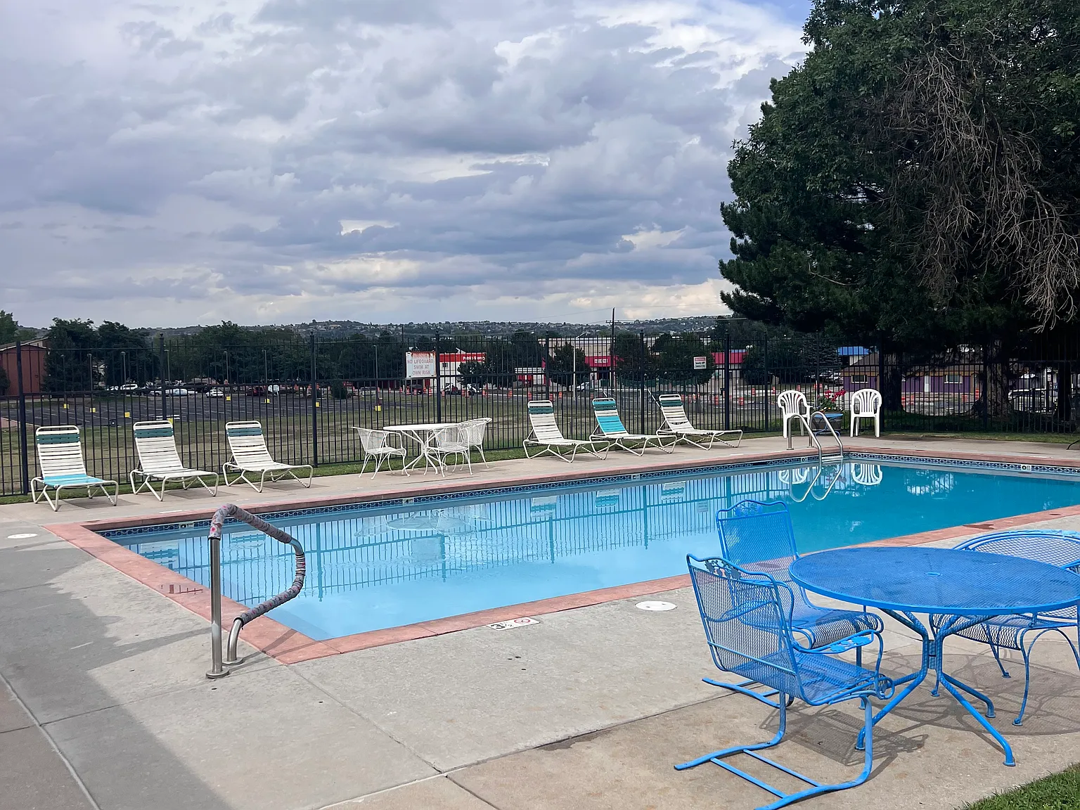 2 bed, 1.5 bath, 1131 sqft, $1,595 — Photo 3