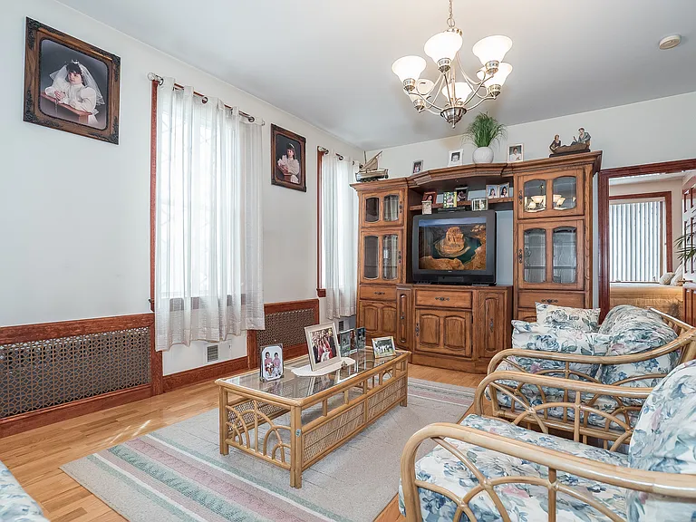 24 Elm Rd #1 — Photo 3