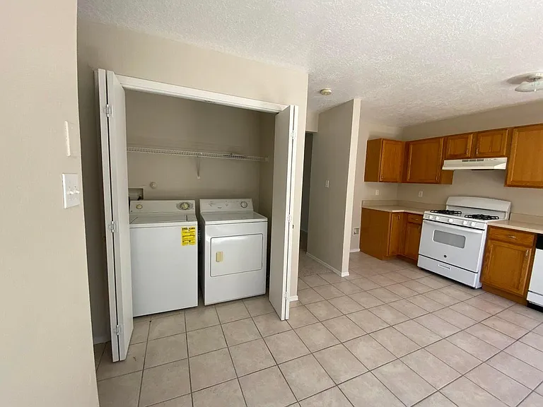 10728 Miera Dr NW — Photo 7