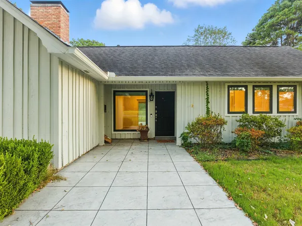 1212 W 46th Ave, Pine Bluff, AR 71603