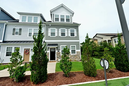1701 Pasture Pl Photo 1