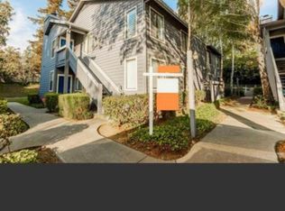 7120 Cross Creek Cir APT A, Dublin, CA 94568