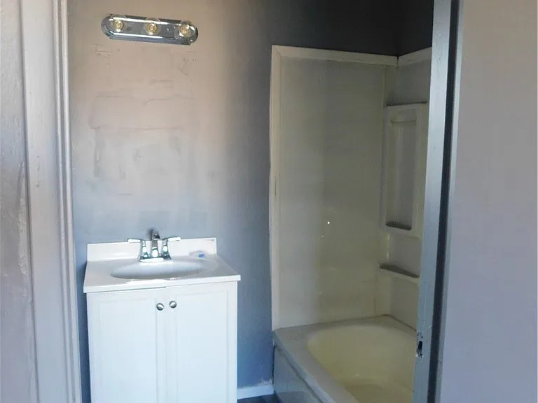 21306 Bancroft Ct — Photo 17