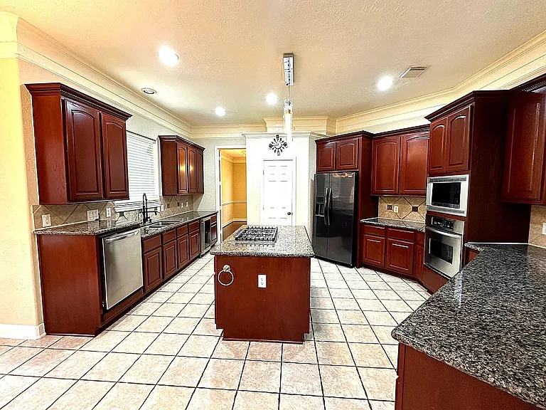 10814 Keystone Fairway Dr — Photo 6