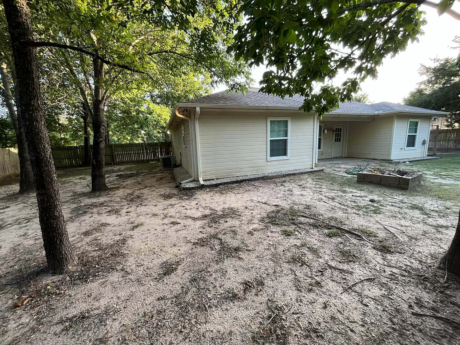 3 bed, 1469 sqft, $1,850 — Photo 3