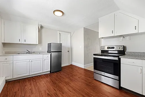 21 John St Photo 1