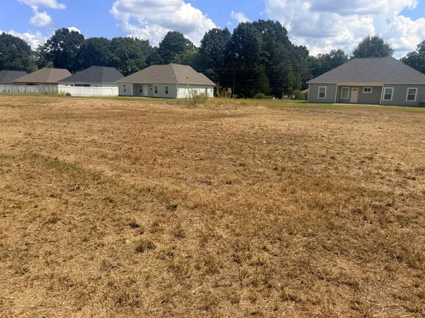 100 Cris Jean Cv Lot 15, Whiteville, TN 38075