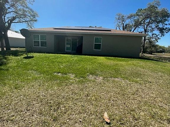 3rd image of 6052 N Moss Cir