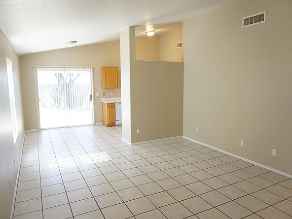 4th image of 8049 N Eve Ann Way
