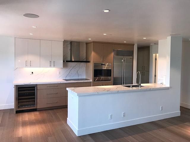 1st image of 1201 Alta Vista Dr APT 302