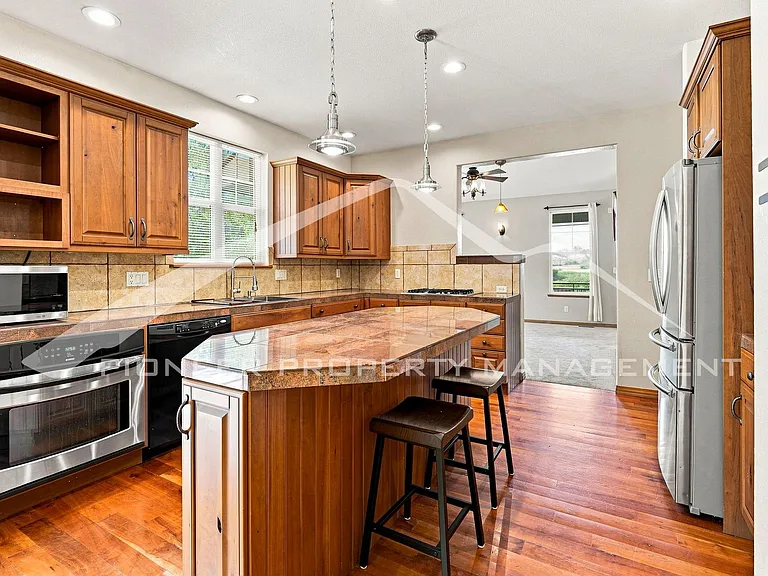 1820 Great Western Dr — Photo 7