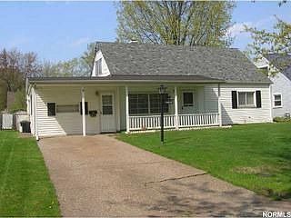 1st image of 4845 Beachwood Dr