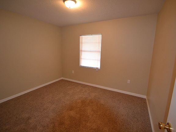 5th image of 5734 Yarborough Ln