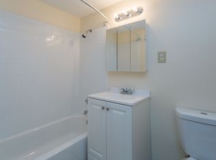 421 Great Rd #42103, Acton, MA 01720