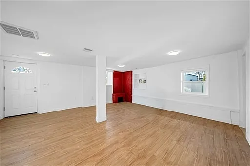 37 Cleveland St #1 — Photo 22