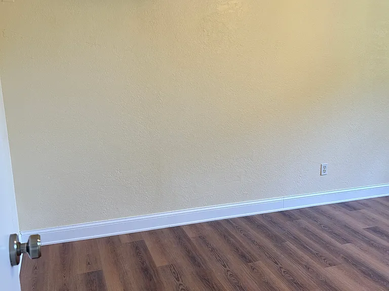 8335 95th Ave — Photo 17