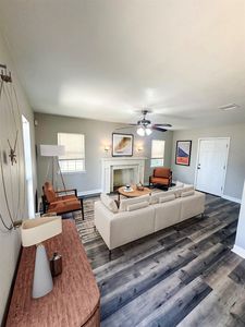 227 S Hampton Rd, Dallas, TX, 75208