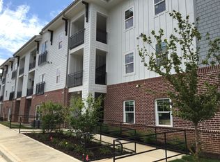 1888 Hollywood Rd NW, Atlanta, GA 30318