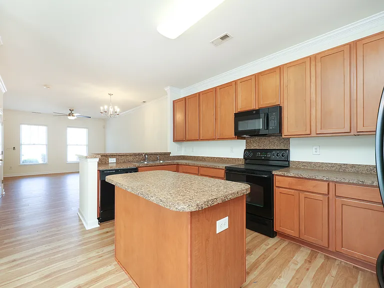 4614 Stoney Branch Dr — Photo 13