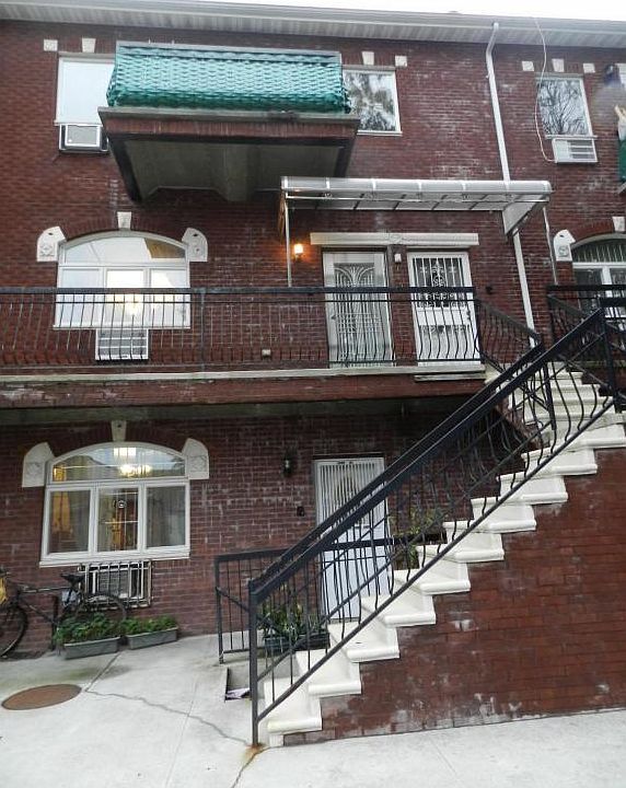 1st image of 1758 Benson Ave #2C