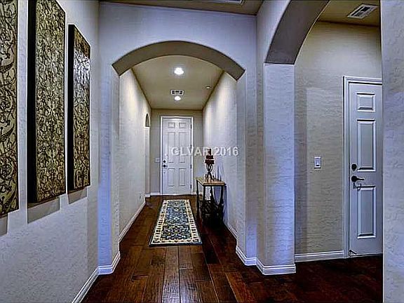 2nd image of 472 Via Del Foro Dr