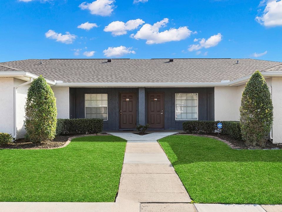 Villas Apartment Home Exterior