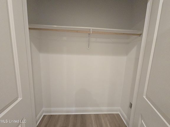 3rd image of 18020 Evergreen Dr