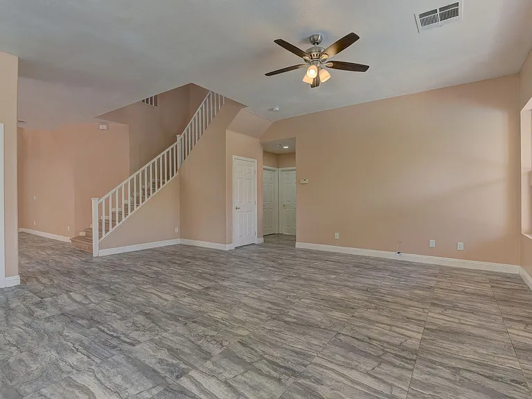 5862 Bluthe Bridge Ave — Photo 13