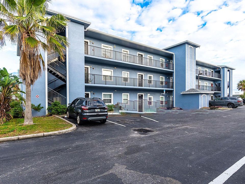 1st image of 100 Browning Ave #202