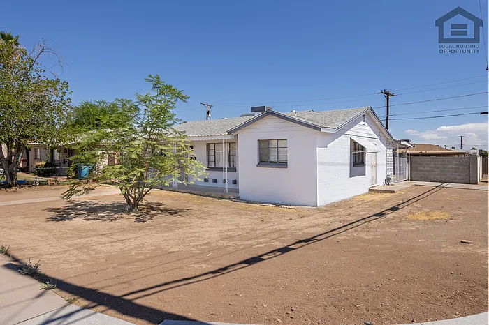 3 bed, 1.5 bath, 1172 sqft, $1,399 — Photo 4