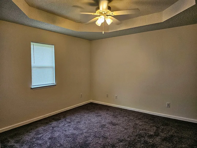 1151 Hunter Trl — Photo 7