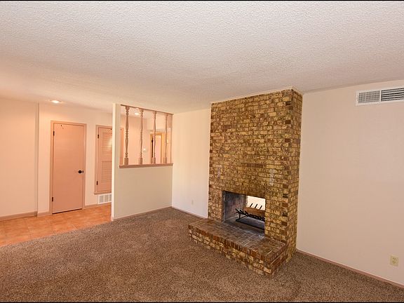 5th image of 5704 Longview Dr