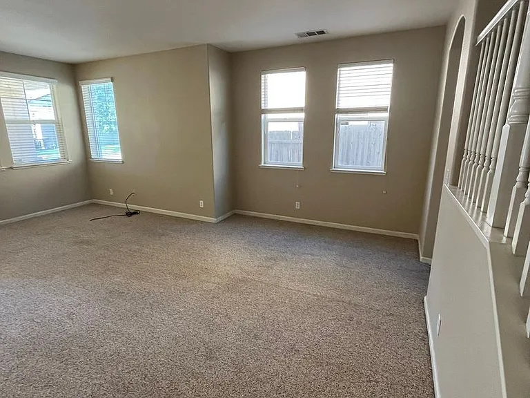 1520 Manzanita Way — Photo 32