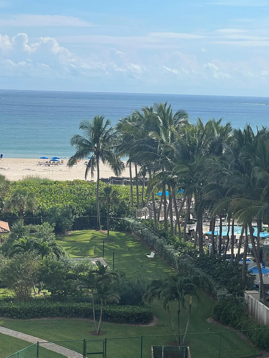 Building Photo - 3400 N Ocean Dr #706
