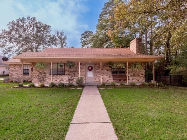 1 Cottonwood Rd, Trinity, TX 75862